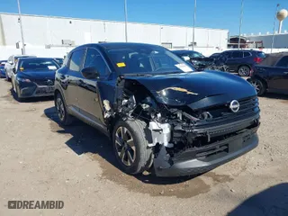 2025 Nissan Kicks SV with VIN 3N8AP6CBXSL334188, listed as a IAAI auction lot 41316266 with 967 mi miles. Bid and sale history available at carsss.com. Image 1.