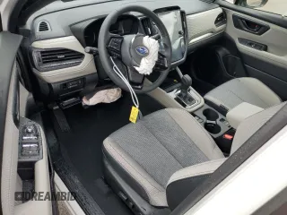 2025 Subaru Forester Premium z VIN JF2SLDDC1SH431173, wystawiony jako Copart lot #62008085 z przebiegiem 574 mil mil oraz Szkoda całkowita • Salvage title. Historia ofert i sprzedaży dostępna na DreamBid. Obrazek 8.