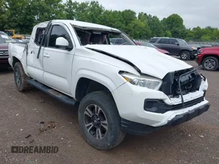 2017 Toyota Tacoma SR5 with VIN 3TMCZ5AN6HM073912, listed as a IAAI auction lot 39958507 with 171,178 mi miles and . Bid and sale history available at DreamBid. Image 1.