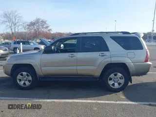 2005 Toyota 4Runner SR5 with VIN JTEBT14R350056824, listed as a IAAI auction lot 41936954 with 247,526 mi miles and . Bid and sale history available at DreamBid. Image 15.