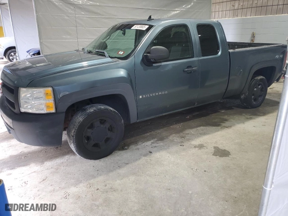 2007 Chevrolet Silverado 1500 LT w/1LT with VIN 2GCEK19C971693829, listed as a Copart auction lot 50129865 with 244,170 mi miles and Clean Title. Bid and sale history available at carsss.com. Image 1.