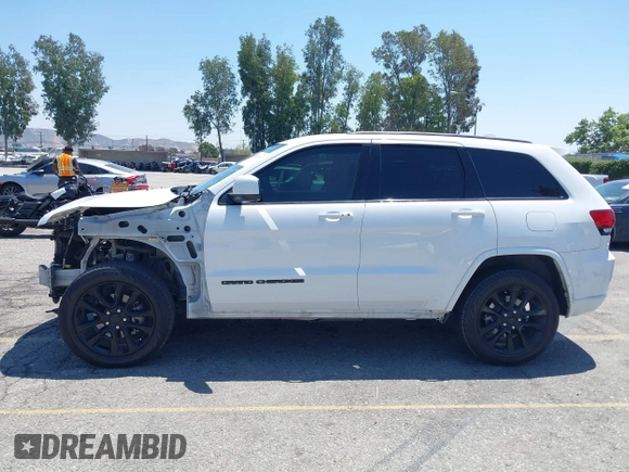 2020 Jeep Grand Cherokee Laredo E с VIN 1C4RJEAG1LC170576, выставлен на аукционе IAAI как лот 42283104 с пробегом 123 068 миль миль и . История ставок и продаж доступна на DreamBid. Изображение 15.