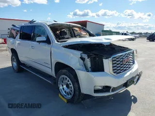 2018 GMC Yukon XL Denali with VIN 1GKS2HKJ2JR383335, listed as a IAAI auction lot 41949226 with 120,208 mi miles. Bid and sale history available at carsss.com. Image 1.