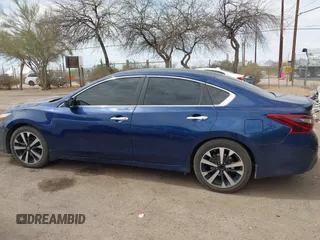 2018 Nissan Altima SV with VIN 1N4AL3AP0JC112456, listed as a IAAI auction lot 41871501 with 136,497 mi miles and . Bid and sale history available at carsss.com. Image 14.