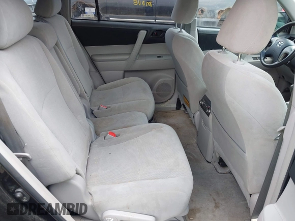 2010 Toyota Highlander with VIN 5TDBK3EH4AS037988, listed as a IAAI auction lot 42717546 with 237,098 mi miles and . Bid and sale history available at DreamBid. Image 8.