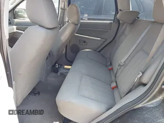 2005 Jeep Grand Cherokee Laredo с VIN 1J4HR48N65C530330, выставлен на аукционе IAAI как лот 42733901 с пробегом 177 349 миль миль и . История ставок и продаж доступна на DreamBid. Изображение 8.