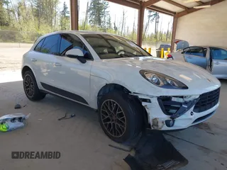 2016 Porsche Macan S with VIN WP1AB2A52GLB53197, listed as a IAAI auction lot 42078133 with 72,091 mi miles and . Bid and sale history available at DreamBid. Image 1.