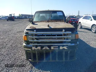 1994 Ford Ranger Splash with VIN 1FTCR15X5RPB38023, listed as a IAAI auction lot 42071158 with 239,152 mi miles. Bid and sale history available at carsss.com. Image 12.