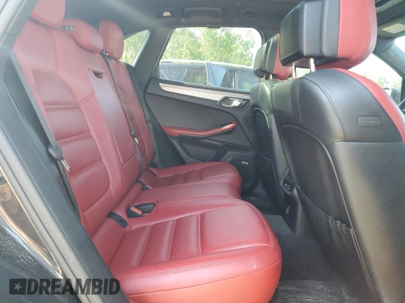 2018 Porsche Macan GTS with VIN WP1AG2A51JLB60652, listed as a Copart auction lot 62064955 with 218,292 mi miles and Clean title. Bid and sale history available at DreamBid. Image 11.