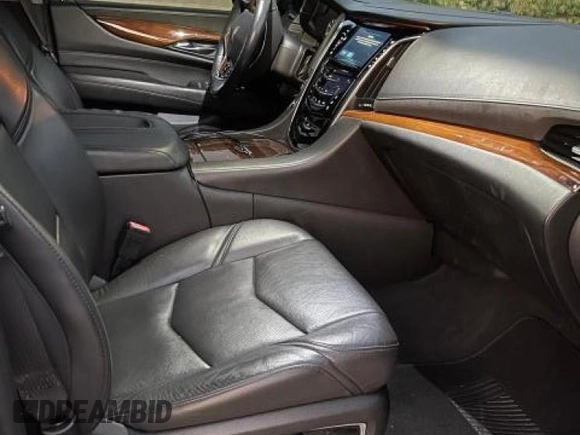 2018 Cadillac Escalade ESV Luxury z VIN 1GYS3HKJ2JR139302, wystawiony jako Copart lot #74639524 z przebiegiem 154 097 mil mil oraz Czysty tytuł • Clean title. Historia ofert i sprzedaży dostępna na DreamBid. Obrazek 5.