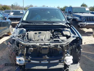 2022 Mazda CX-5 2.5 S Preferred Package with VIN JM3KFBCM8N0584325, listed as a IAAI auction lot 41794012 with 70,182 mi miles. Bid and sale history available at carsss.com. Image 12.