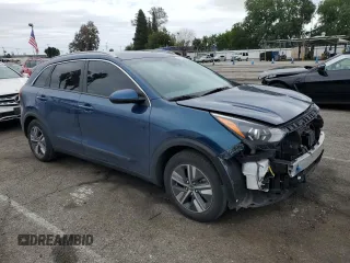 2020 Kia Niro LXS with VIN KNDCB3LC5L5377400, listed as a Copart auction lot 49432945 with 44,265 mi miles and Salvage Title. Bid and sale history available at carsss.com. Image 4.