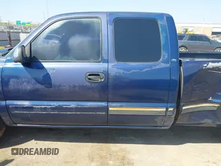 2002 Chevrolet Silverado 1500 LS with VIN 2GCEC19V121311140, listed as a IAAI auction lot 42038512 with 216,228 mi miles and . Bid and sale history available at DreamBid. Image 14.