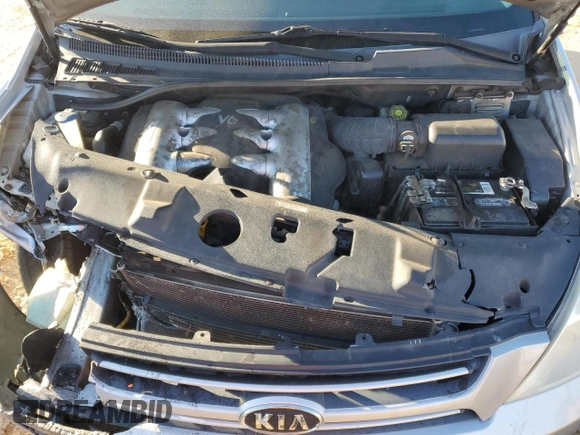 2007 Kia Sedona with VIN KNDMB133676139354, listed as a Copart auction lot 88215955 with 186,600 mi miles and Salvage Title. Bid and sale history available at carsss.com. Image 14.
