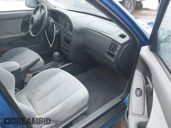 2005 Hyundai Elantra GLS z VIN KMHDN46D35U925338, wystawiony jako IAAI lot #41563165 z przebiegiem 88 776 mil mil oraz . Historia ofert i sprzedaży dostępna na DreamBid. Obrazek 5.