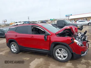 2024 GMC Terrain SLE z VIN 3GKALMEG9RL302058, wystawiony jako IAAI lot #41691921 z przebiegiem 1 101 mil mil oraz . Historia ofert i sprzedaży dostępna na DreamBid. Obrazek 12.