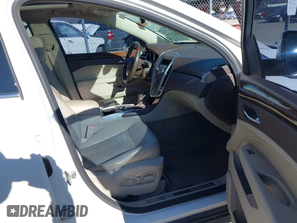 2011 Cadillac SRX Premium Collection with VIN 3GYFNCEY2BS624867, listed as a IAAI auction lot 41273945 with 209,296 mi miles. Bid and sale history available at carsss.com. Image 5.