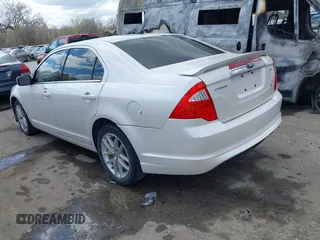 2010 Ford Fusion SEL with VIN 3FAHP0JA8AR129486, listed as a IAAI auction lot 41878346 with 137,983 mi miles. Bid and sale history available at carsss.com. Image 3.