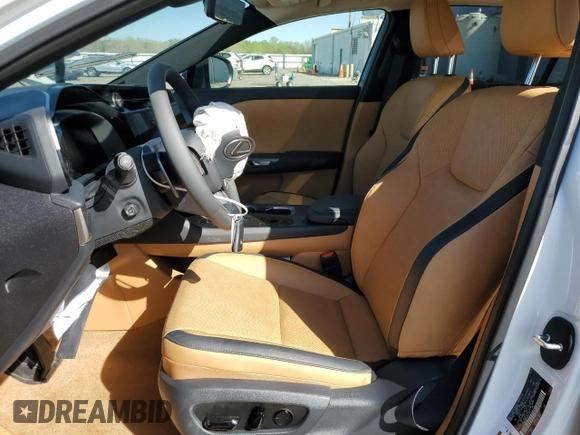2024 Lexus RZ 450e Premium with VIN JTJAAAAB9RA026687, listed as a Copart auction lot 49332935 with 2,085 mi miles and Salvage title. Bid and sale history available at DreamBid. Image 7.