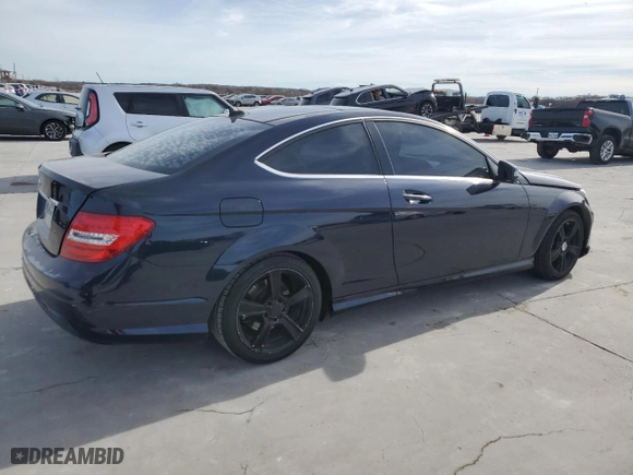 2015 Mercedes-Benz C-Class C 250 with VIN WDDGJ4HB2FG389772, listed as a Copart auction lot 84975114 with 0 mi miles and Clean Title. Bid and sale history available at carsss.com. Image 3.