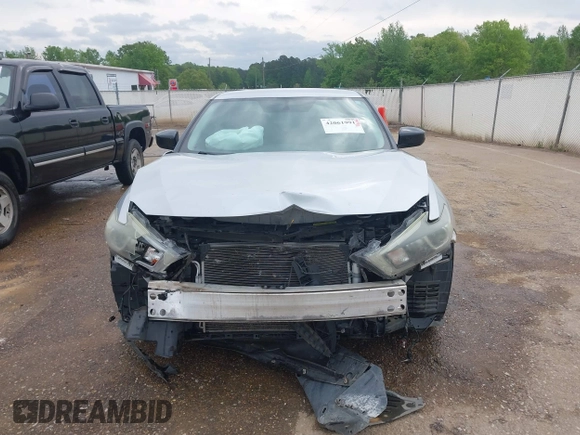2016 Nissan Maxima SR with VIN 1N4AA6AP7GC430106, listed as a IAAI auction lot 42061991 with 186,775 mi miles and . Bid and sale history available at DreamBid. Image 6.