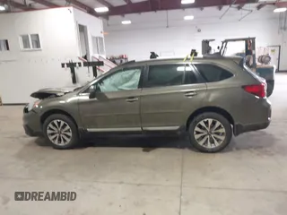 2017 Subaru Outback Touring z VIN 4S4BSETC4H3427001, wystawiony jako IAAI lot #41288084 z przebiegiem 151 619 mil mil oraz . Historia ofert i sprzedaży dostępna na DreamBid. Obrazek 13.
