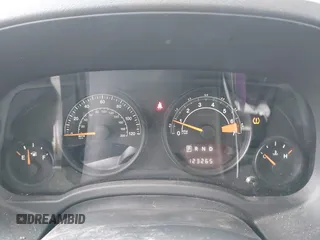 2016 Jeep Patriot High Altitude Edition with VIN 1C4NJRFB9GD808902, listed as a IAAI auction lot 41919059 with 123,265 mi miles. Bid and sale history available at carsss.com. Image 7.