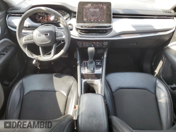 2022 Jeep Compass Latitude with VIN 3C4NJCBB5NT137027, listed as a Copart auction lot 52569835 with 55,619 mi miles and Salvage title. Bid and sale history available at DreamBid. Image 8.