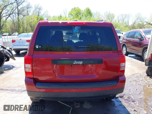 2016 Jeep Patriot Sport with VIN 1C4NJPBA1GD749488, listed as a IAAI auction lot 42039840 with 135,565 mi miles and . Bid and sale history available at DreamBid. Image 16.