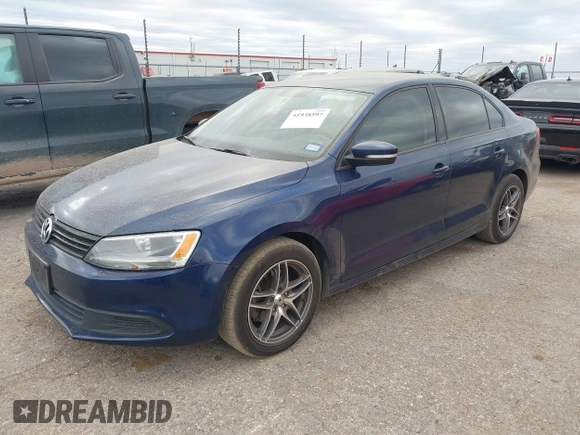 2012 Volkswagen Jetta SE with VIN 3VWDX7AJ3CM394606, listed as a IAAI auction lot 41938597 with 179,316 mi miles and . Bid and sale history available at DreamBid. Image 2.