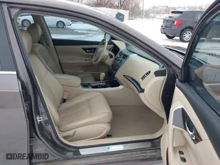 2013 Nissan Altima 2.5 SL with VIN 1N4AL3AP8DN541191, listed as a IAAI auction lot 41200461 with 125,409 mi miles. Bid and sale history available at carsss.com. Image 5.