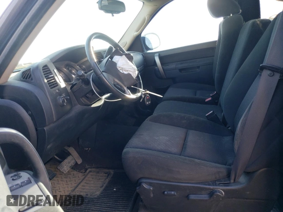 2011 Chevrolet Silverado 1500 LT with VIN 1GCNKSE0XBZ189629, listed as a Copart auction lot 68692694 with Not Provided miles and Clean Title. Bid and sale history available at DreamBid. Image 7.
