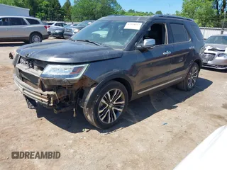 2017 Ford Explorer Platinum с VIN 1FM5K8HT3HGE10898, выставлен на аукционе IAAI как лот 42228417 с пробегом 149 792 миль миль и . История ставок и продаж доступна на DreamBid. Изображение 2.