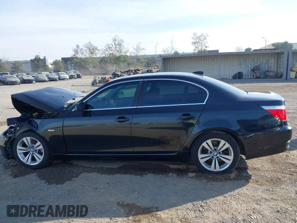 2009 BMW 5 Series 528i with VIN WBANU53589C118174, listed as a IAAI auction lot 41157836 with 139,479 mi miles and . Bid and sale history available at carsss.com. Image 14.