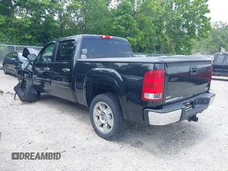 2010 GMC Sierra 1500 SLE z VIN 3GTRCVE05AG219599, wystawiony jako IAAI lot #42426390 z przebiegiem 208 238 mil mil oraz . Historia ofert i sprzedaży dostępna na DreamBid. Obrazek 3.