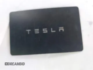 2020 Tesla Model 3 Long Range z VIN 5YJ3E1EB1LF668197, wystawiony jako IAAI lot #40551873 z przebiegiem 94 233 mil mil oraz . Historia ofert i sprzedaży dostępna na DreamBid. Obrazek 11.