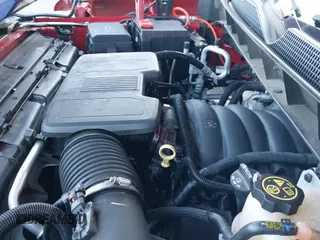 2020 Chevrolet Silverado 1500 Custom с VIN 3GCPYBEH8LG361073, выставлен на аукционе IAAI как лот 41529367 с пробегом 38 344 миль миль и . История ставок и продаж доступна на DreamBid. Изображение 19.