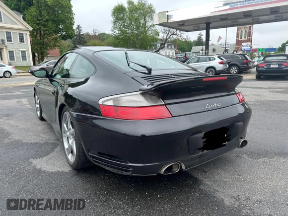 2002 Porsche 911 Carrera S with VIN WP0AB29922S687078, listed as a Copart auction lot 45922515 with 39,674 mi miles and Clean Title. Bid and sale history available at carsss.com. Image 3.