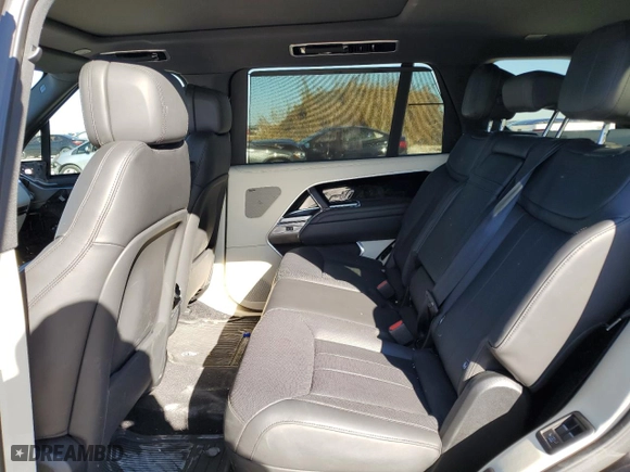 2024 Land Rover Range Rover SE with VIN SALKPBFU2RA213736, listed as a Copart auction lot 81138104 with 5,250 mi miles and Salvage Title. Bid and sale history available at carsss.com. Image 11.