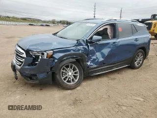 2024 GMC Terrain SLT z VIN 3GKALVEGXRL196080, wystawiony jako Copart lot #54784105 z przebiegiem Nie podano mil oraz Szkoda całkowita • Salvage title. Historia ofert i sprzedaży dostępna na DreamBid. Obrazek 1.