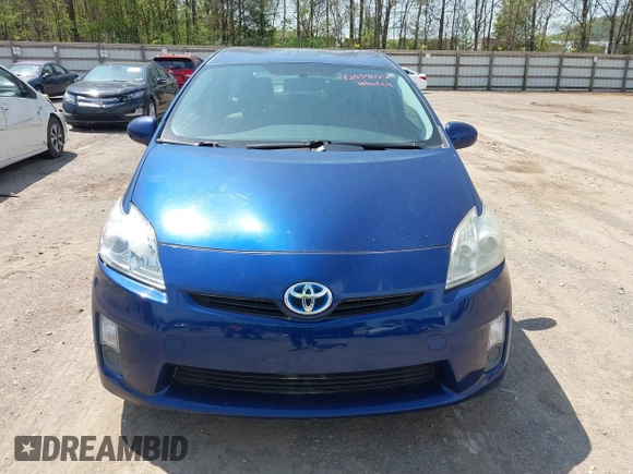 2011 Toyota Prius I with VIN JTDKN3DU3B0315824, listed as a IAAI auction lot 42034022 with 230,653 mi miles. Bid and sale history available at carsss.com. Image 12.