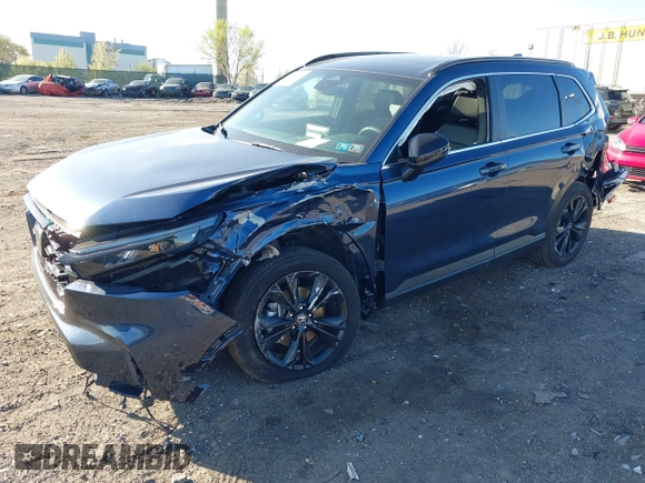 2025 Honda CR-V Sport Touring with VIN 2HKRS6H90SH809835, listed as a IAAI auction lot 42060201 with 9,358 mi miles and . Bid and sale history available at DreamBid. Image 18.