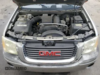 2003 GMC Envoy SLT with VIN 1GKDT13SX32281667, listed as a Copart auction lot 66211344 with 228,312 mi miles and Clean Title. Bid and sale history available at carsss.com. Image 12.