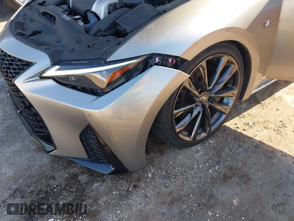 2021 Lexus IS 350 F Sport z VIN JTHGZ1B29M5045003, wystawiony jako IAAI lot #42126600 z przebiegiem 49 148 mil mil oraz . Historia ofert i sprzedaży dostępna na DreamBid. Obrazek 6.