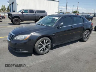 2014 Chrysler 200 Touring with VIN 1C3CCBBGXEN150836, listed as a Copart auction lot 59929375 with 127,076 mi miles and Salvage title. Bid and sale history available at DreamBid. Image 1.