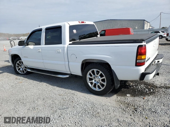 2005 GMC Sierra Denali z VIN 2GTEK63N051284302, wystawiony jako Copart lot #88031695 z przebiegiem 150 006 mil mil oraz Szkody całkowita. Historia ofert i sprzedaży dostępna na DreamBid. Obrazek 2.