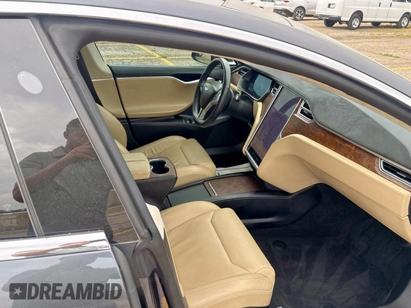 2017 Tesla Model S 60 с VIN 5YJSA1E14HF195384, выставлен на аукционе Copart как лот 57817915 с пробегом 52 075 миль миль и Чистый • Clean title. История ставок и продаж доступна на DreamBid. Изображение 5.