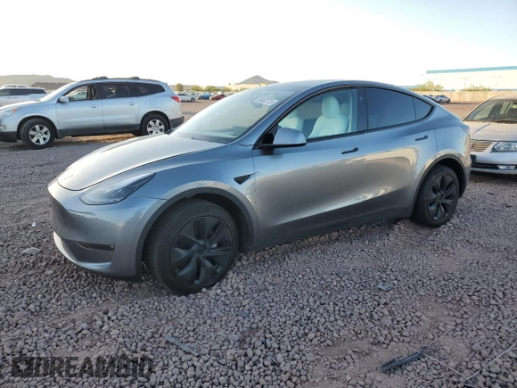 2024 Tesla Model Y Long Range z VIN 7SAYGAEEXRF211507, wystawiony jako Copart lot #56432715 z przebiegiem Nie podano mil oraz Szkoda całkowita • Salvage title. Historia ofert i sprzedaży dostępna na DreamBid. Obrazek 1.