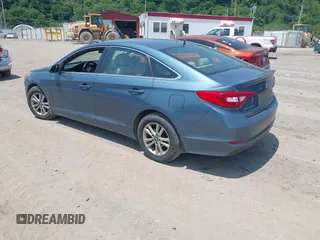2016 Hyundai Sonata SE z VIN 5NPE24AF2GH426568, wystawiony jako IAAI lot #42415770 z przebiegiem 112 727 mil mil oraz . Historia ofert i sprzedaży dostępna na DreamBid. Obrazek 3.