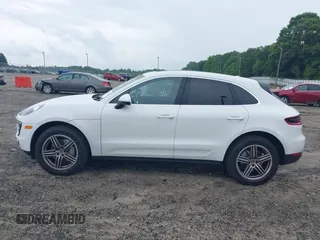 2015 Porsche Macan S с VIN WP1AB2A59FLB53101, выставлен на аукционе IAAI как лот 42371277 с пробегом 47 278 миль миль и . История ставок и продаж доступна на DreamBid. Изображение 14.
